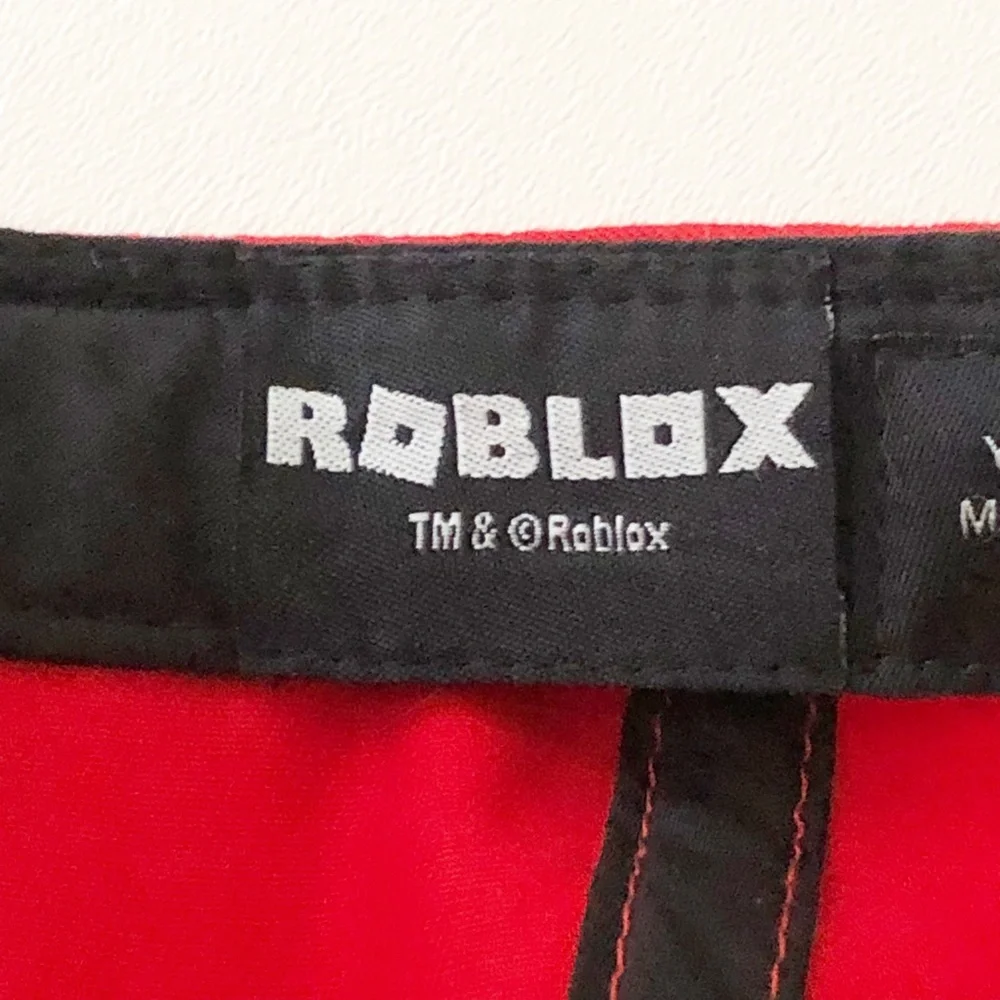 Roblox Snap Back Hat Cap Youth Size OSFM Printed All Over Graphics Bill Clean!